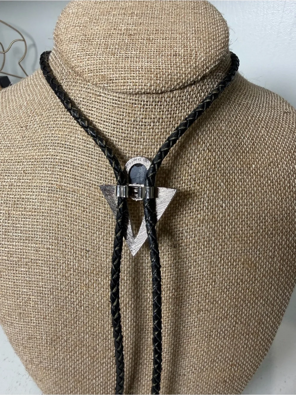 Western Bolo Tie 18” Silver Tone Engraved Cowboy Southwestern Unisex Necklace